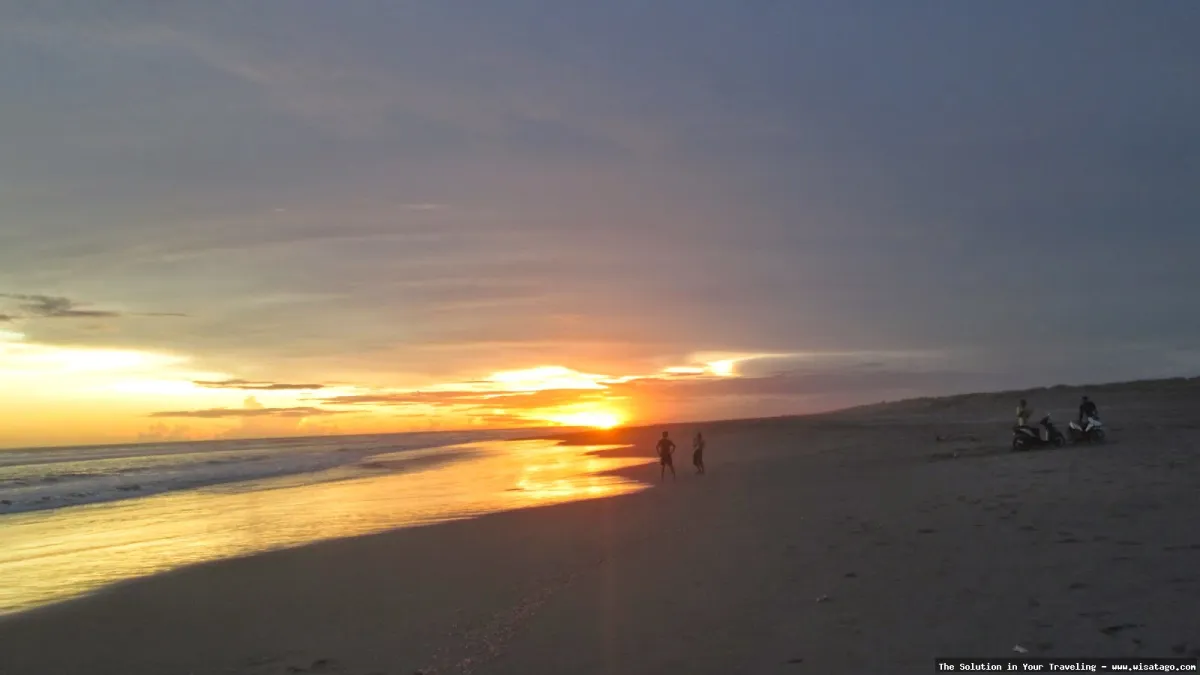 Pantai Parangkusumo Yogyakarta, hamparan pasir luas
