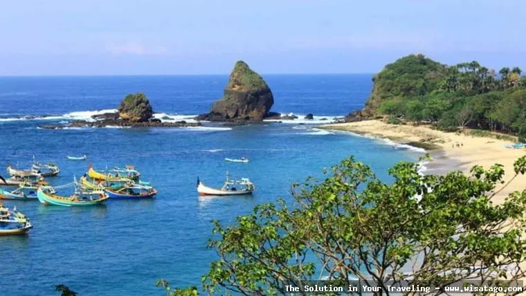 Pantai Paseban, keindahan alam memukau