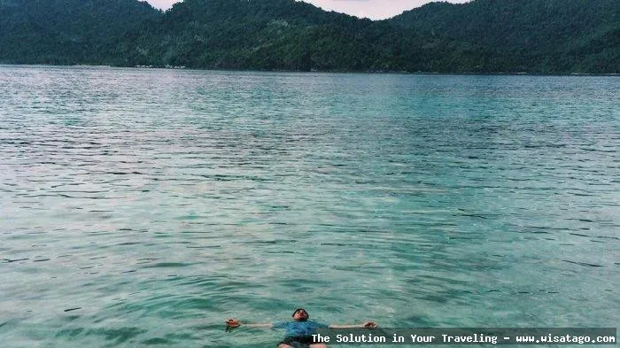 Pantai Pasir Manang, pemandangan indah alami