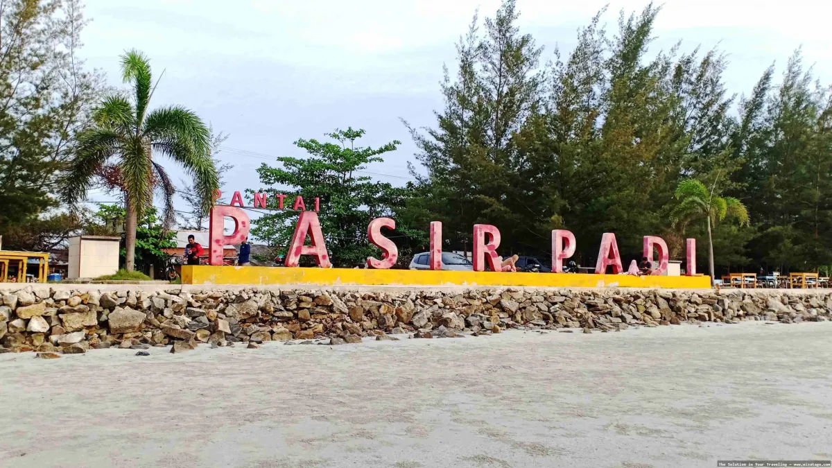 Pantai Pasir Marus, pesona alam indah