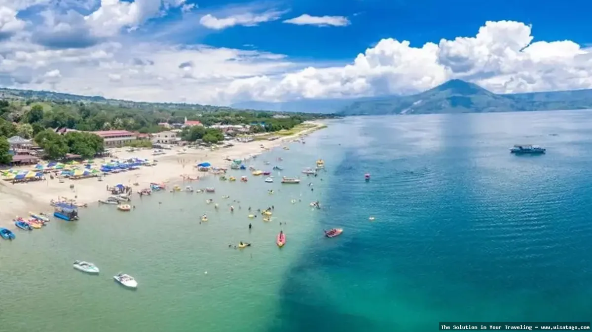 Pantai Pasir Putih indah mempesona