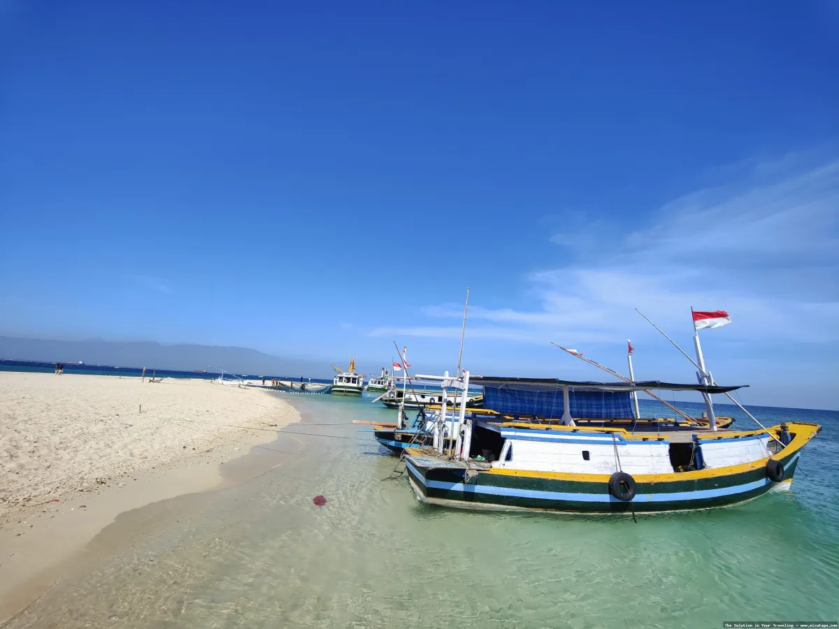 Pantai Pasir Putih Keuneukai yang menawan