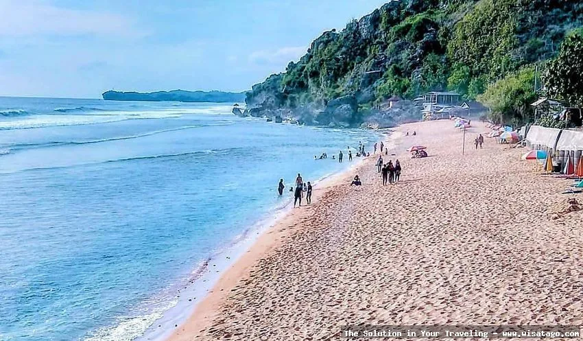 Pantai Pasir Putih Keuneukai yang mempesona