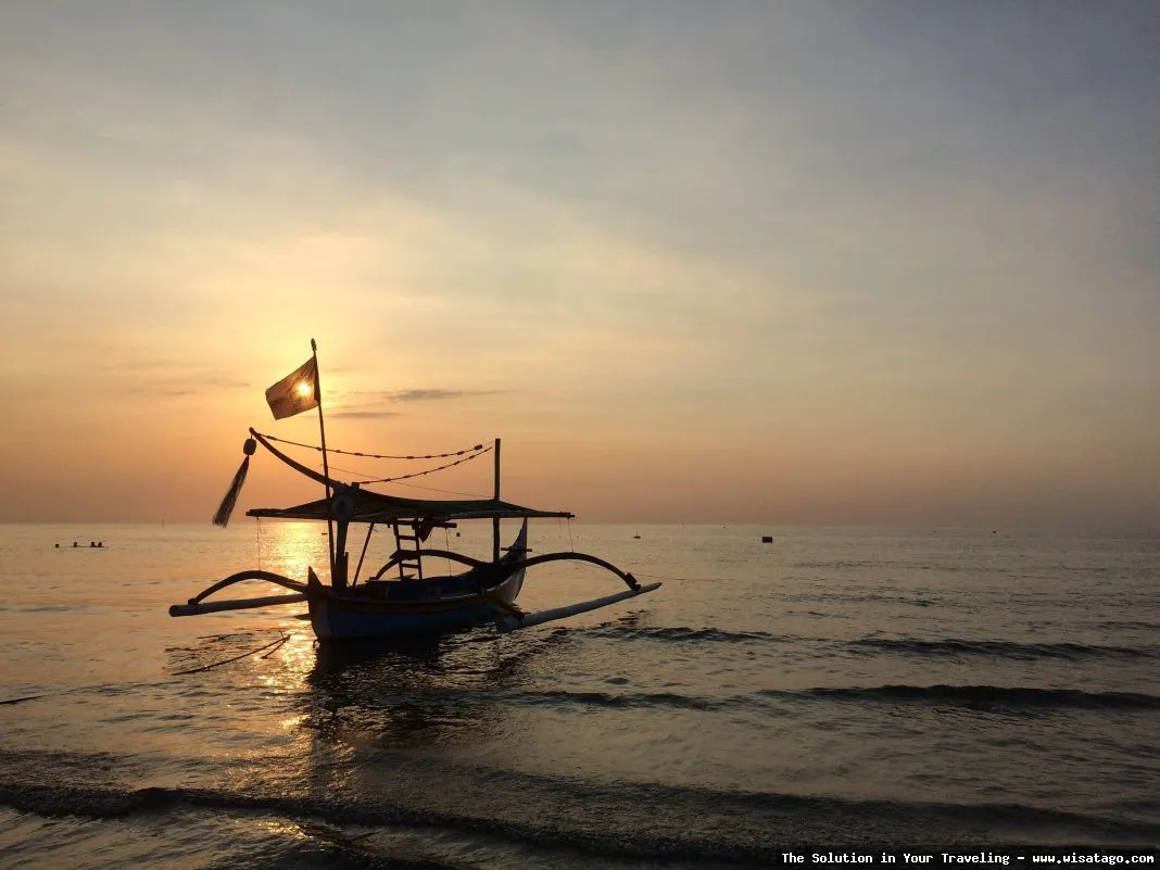 Pantai Pasir Setumpuk yang indah memukau