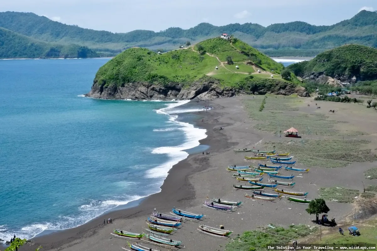 Pantai Payangan Jember, pemandangan eksotis