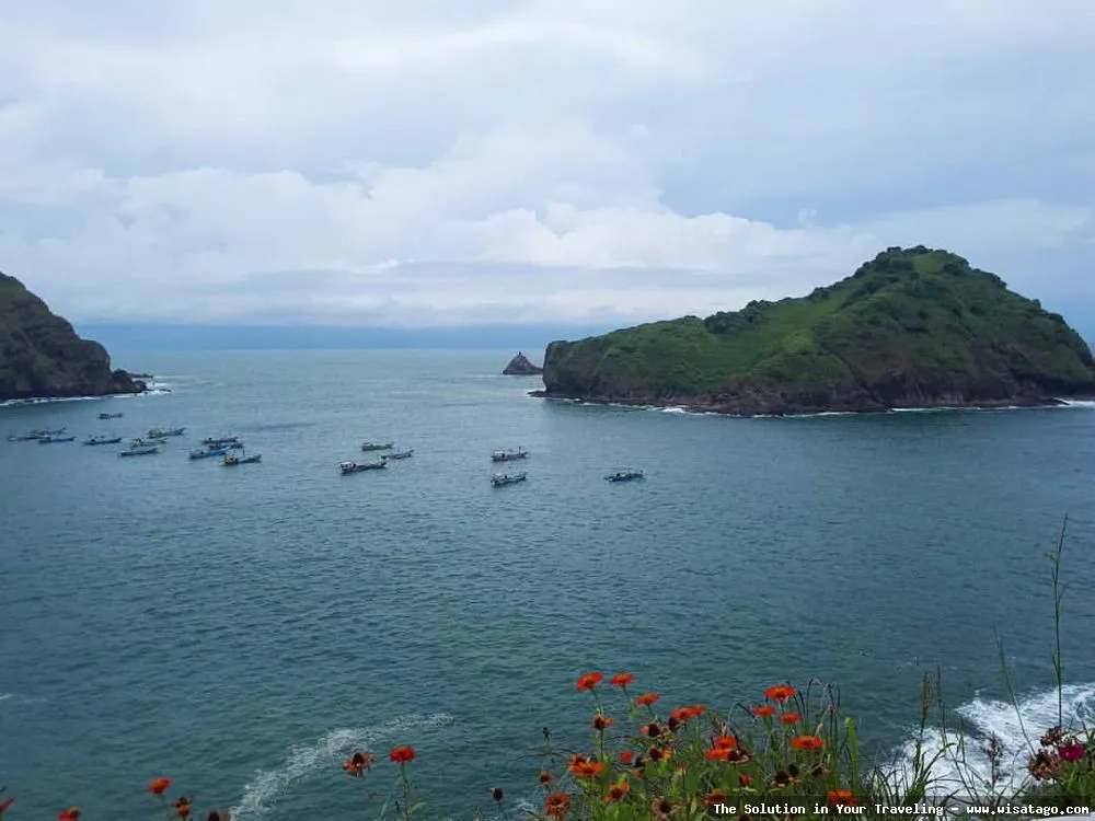 Pantai Payangan Jember, keindahan tersembunyi