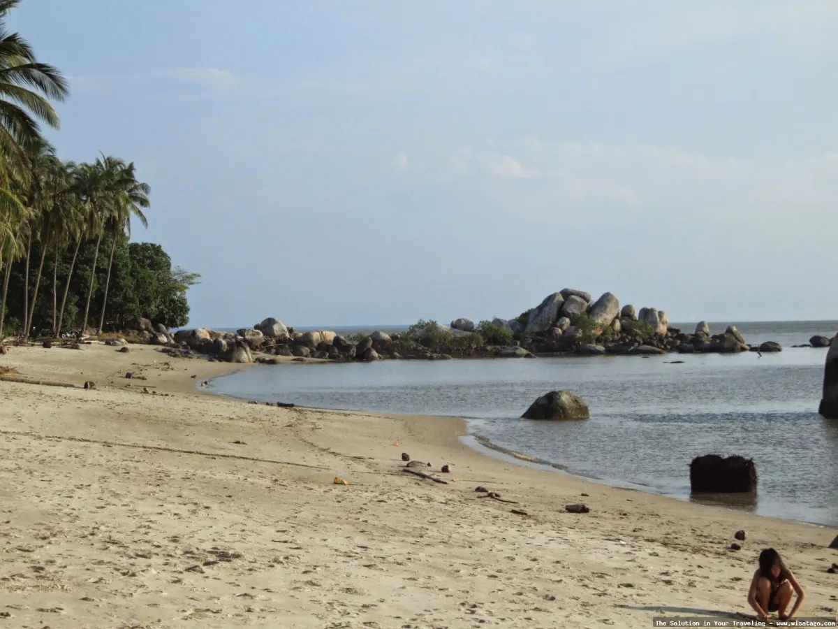 Pantai Pelawan, keindahan alam Bangka