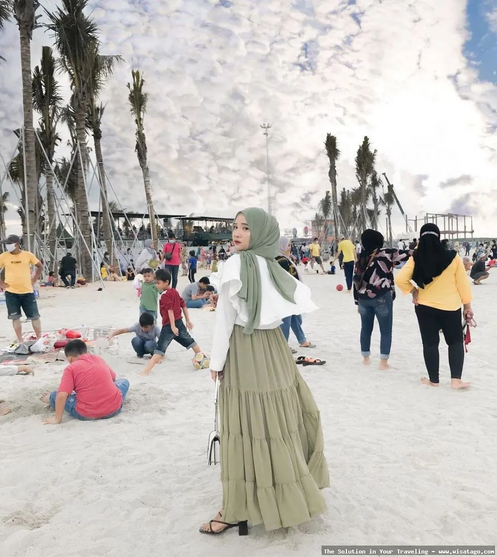 Pantai Pik: Keindahan pasir putih