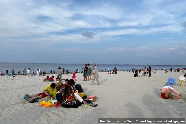 Pantai Pik 2 yang menawan.