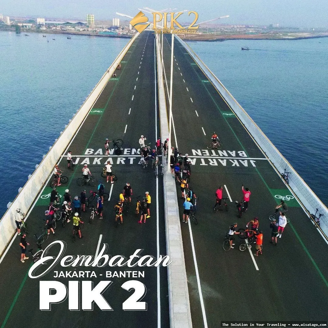 Pantai Pik 2 yang indah.
