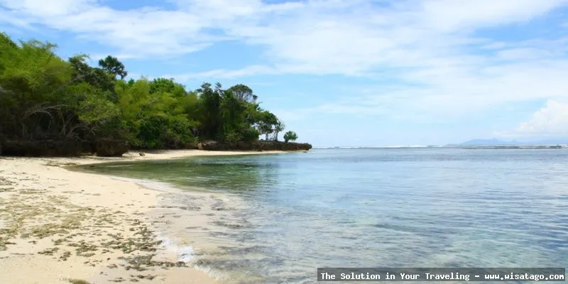 Pantai Plengkung Banyuwangi, ombak menantang
