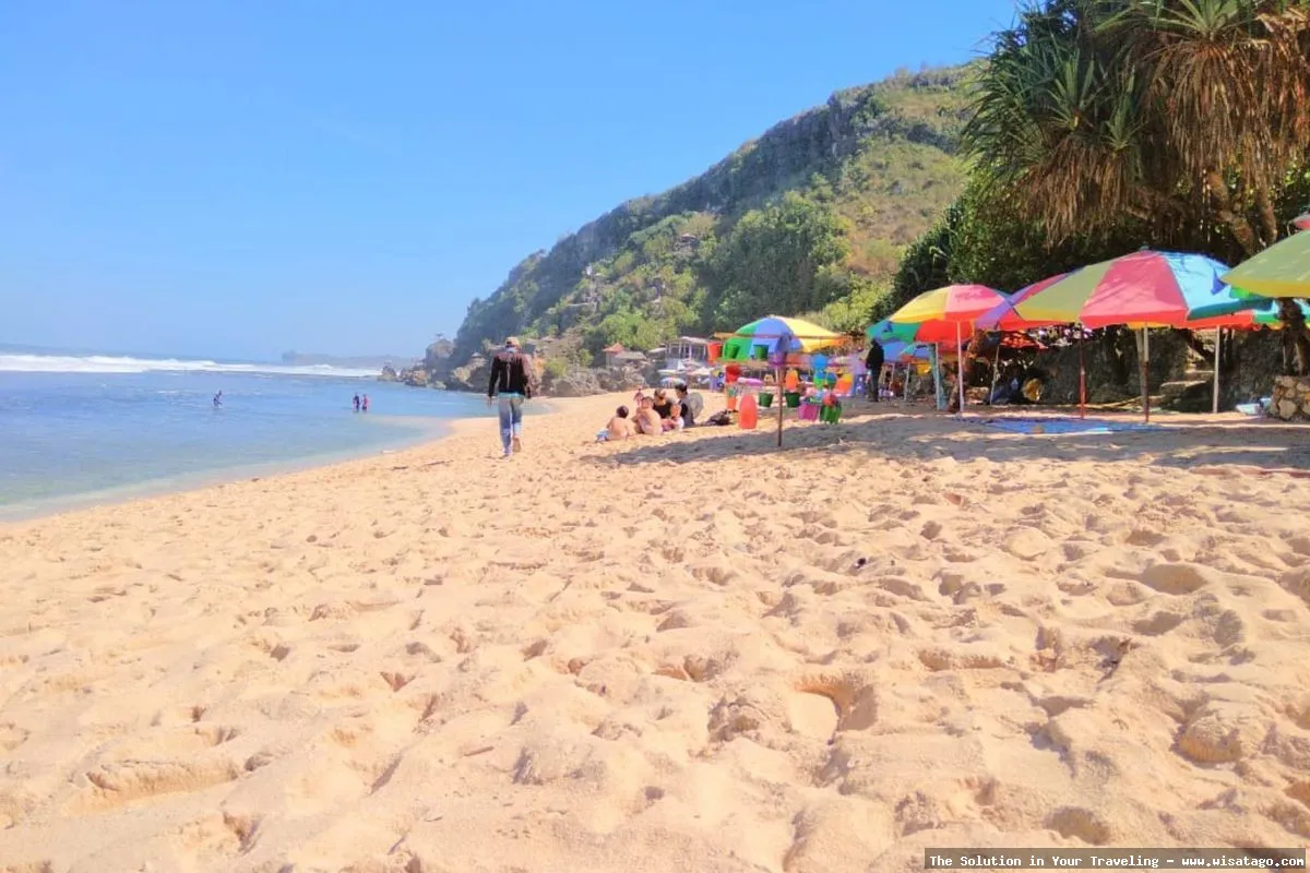 Pantai Pok Tunggal Gunungkidul yang indah