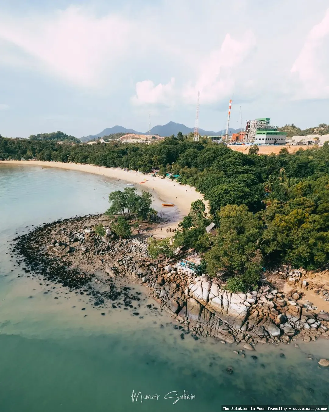 Pantai Pongkar: Tips, Harga Tiket, Kuliner, Lokasi, Fasilitas dan Spot