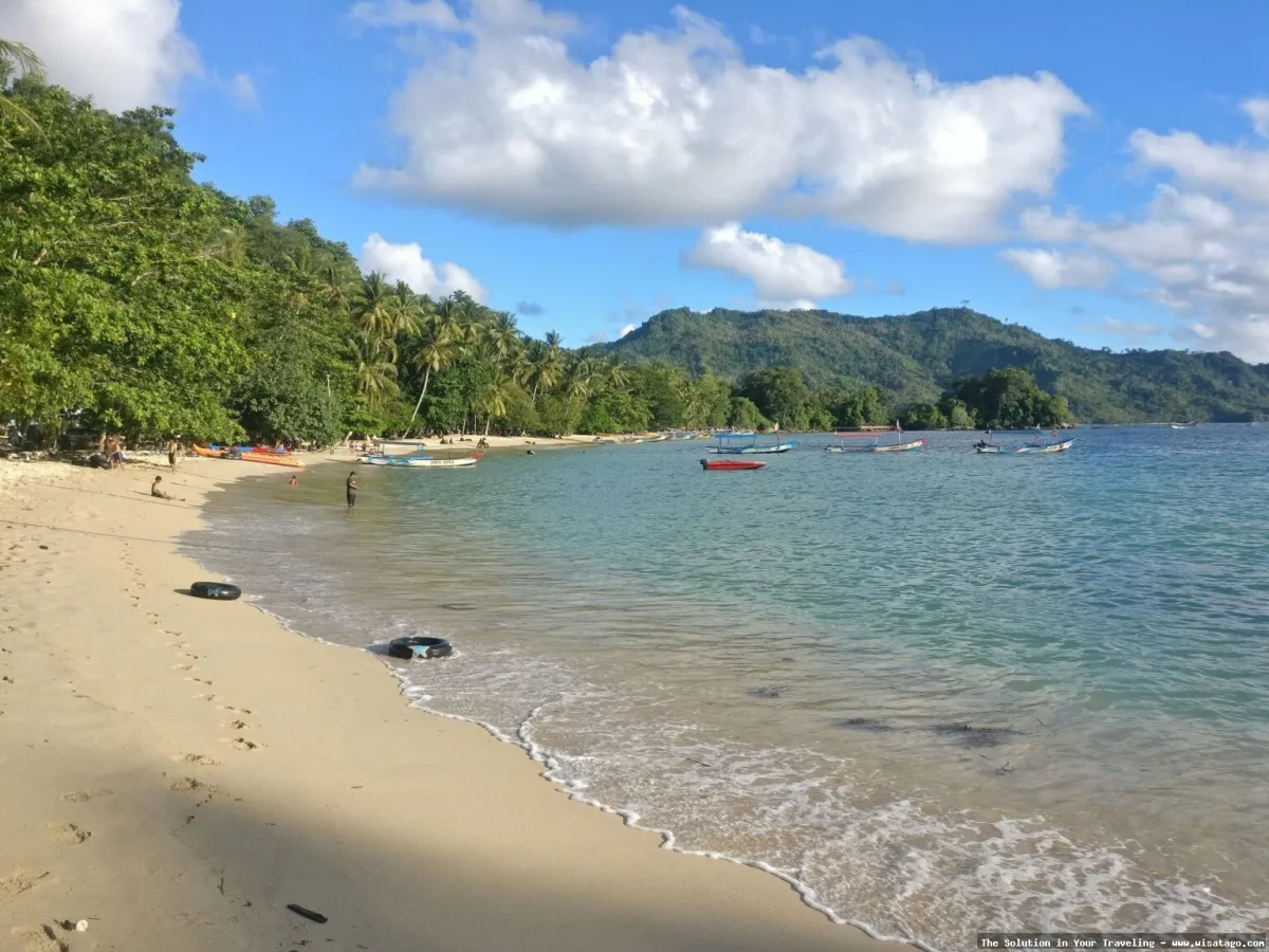 Pantai Prigi, keindahan alam memukau
