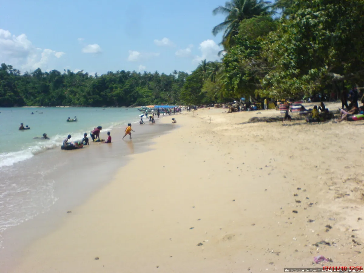 Pantai Prigi, keindahan alam memukau
