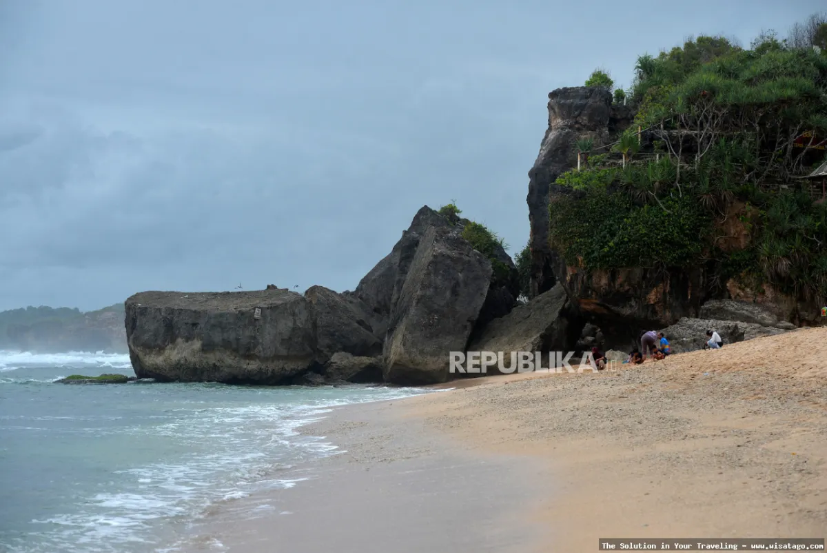 Pantai Pulang Sawal, pasir putih menawan