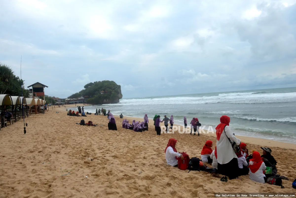 Pantai Pulang Sawal, pesona pasir putih