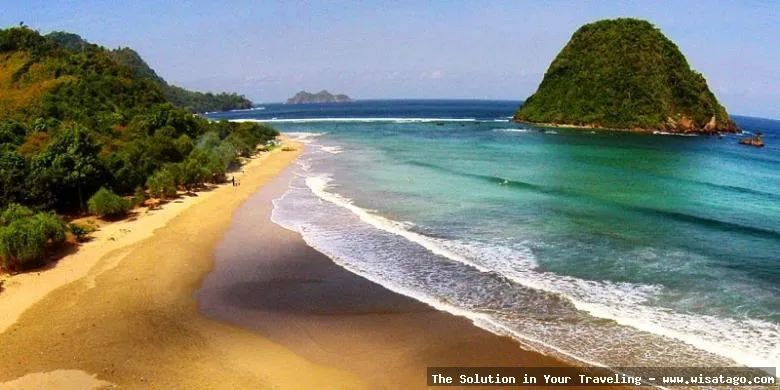 Pantai Pulau Merah Di Banyuwangi: Tips, Harga Tiket, Kuliner, Lokasi, Fasilitas dan Spot Pantai Pulau Merah Di Banyuwangi: Tips, Harga Tiket, Kuliner, Lokasi, Fasilitas dan Spot