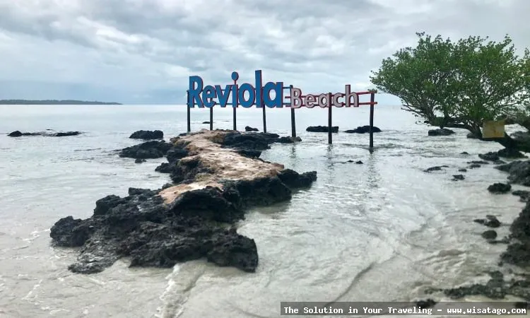 Pantai Reviola: Tips, Harga Tiket, Kuliner, Lokasi, Fasilitas dan Spot Pantai Reviola: Tips, Harga Tiket, Kuliner, Lokasi, Fasilitas dan Spot