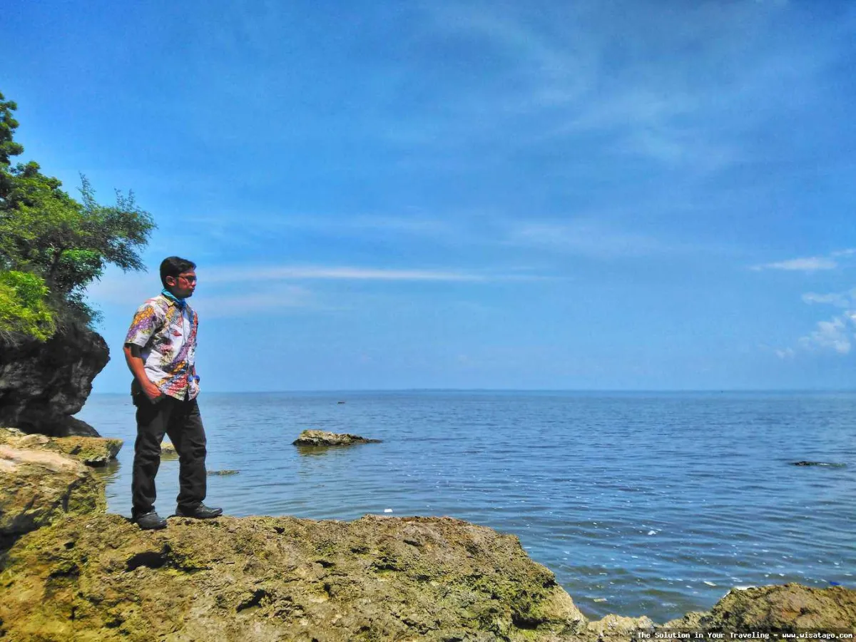 Pantai Rongkang, keindahan alam memukau.