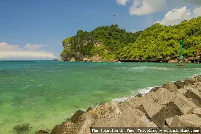 Pantai Sadeng GunungKudul, pemandangan indah pesisir.