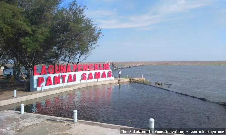 Pantai Samas: hamparan pasir luas