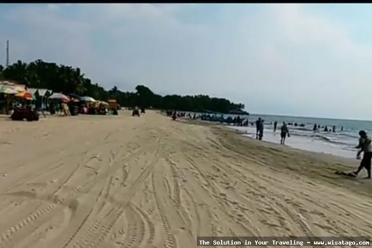 Pantai Sambolo, pasir putih memukau