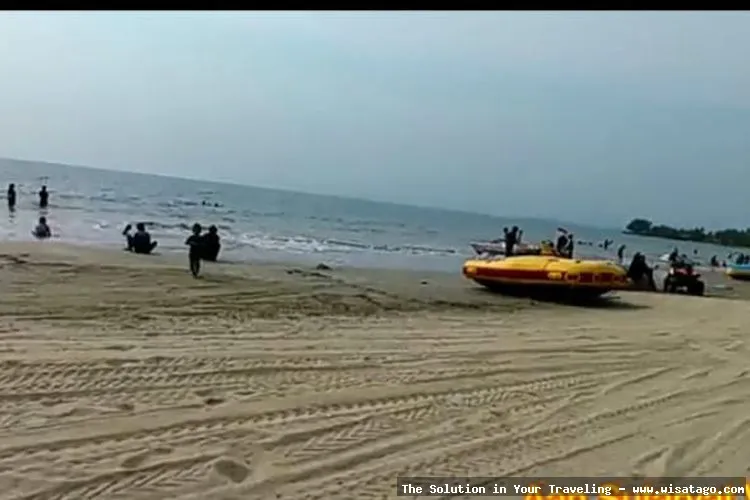 Pantai Sambolo 2 yang indah menawan