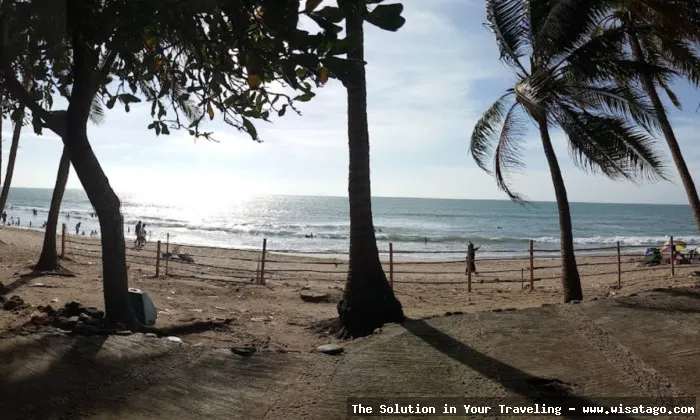Pantai Sambolo 2 yang indah mempesona