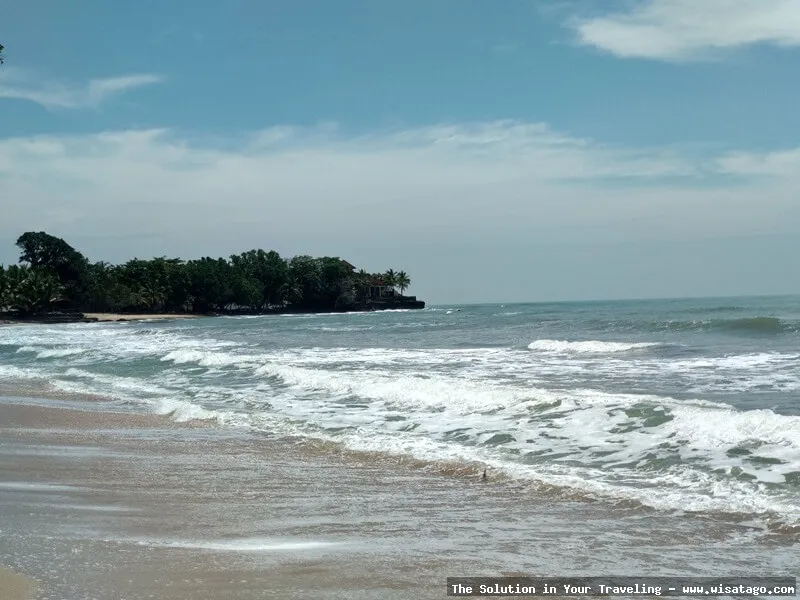Pantai Sambolo 2 yang indah mempesona
