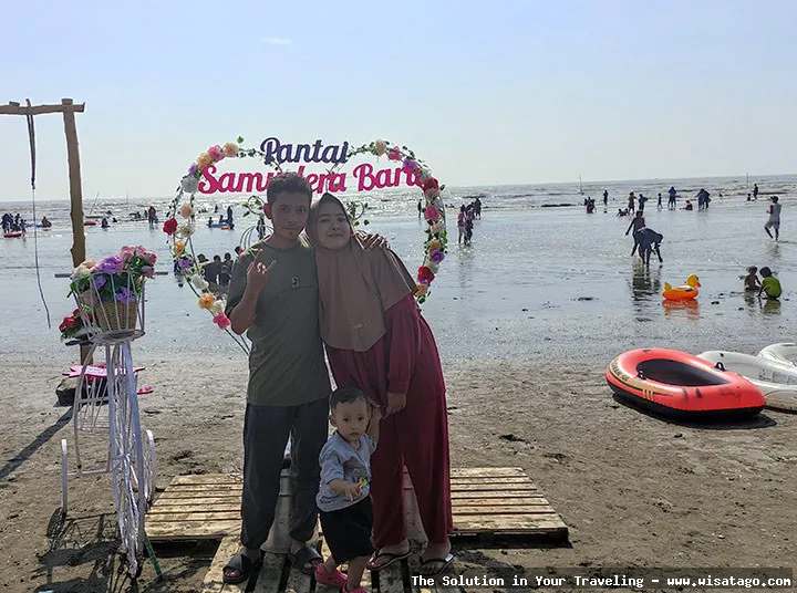 Pantai Samudera Baru Karawang yang indah
