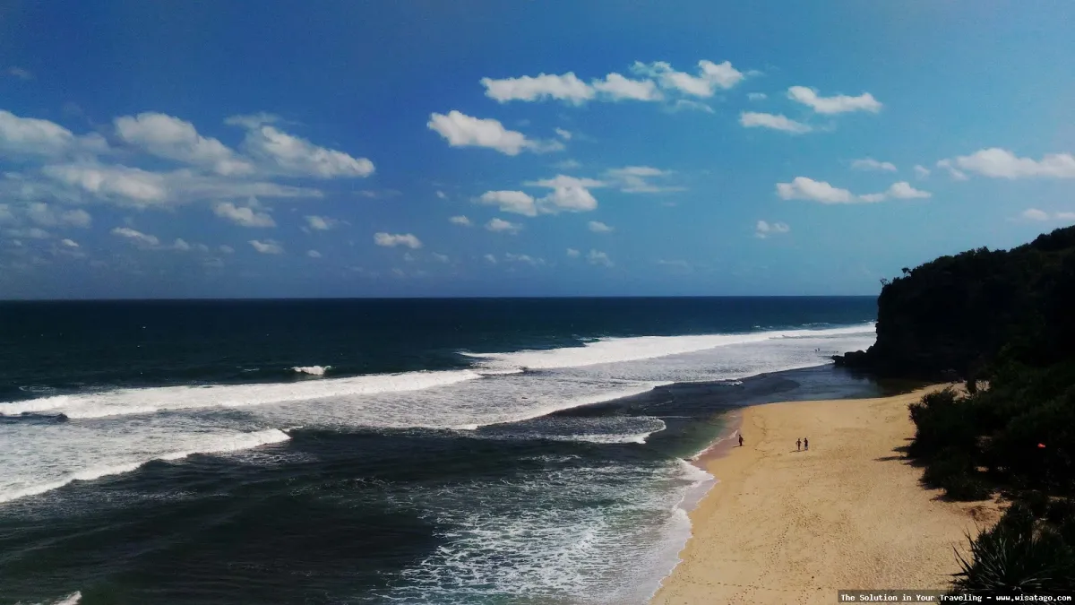 Pantai Sanglen: pesona pantai tersembunyi