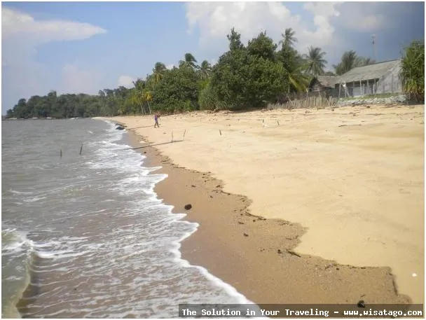 Pantai Sawang, keindahan alam memukau