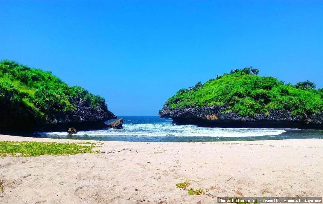 Pantai Sedahan Gunungkidul, pasir putih menawan