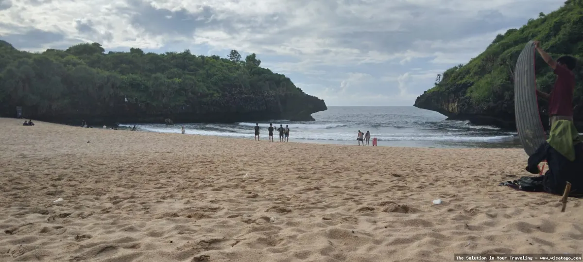 Pantai Sedahan Gunungkidul yang menawan alami