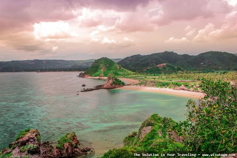 Pantai Seger Kuta, pasir putih menawan