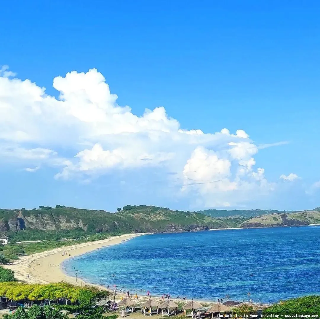 Pantai Seger Kuta, pasir putih indah