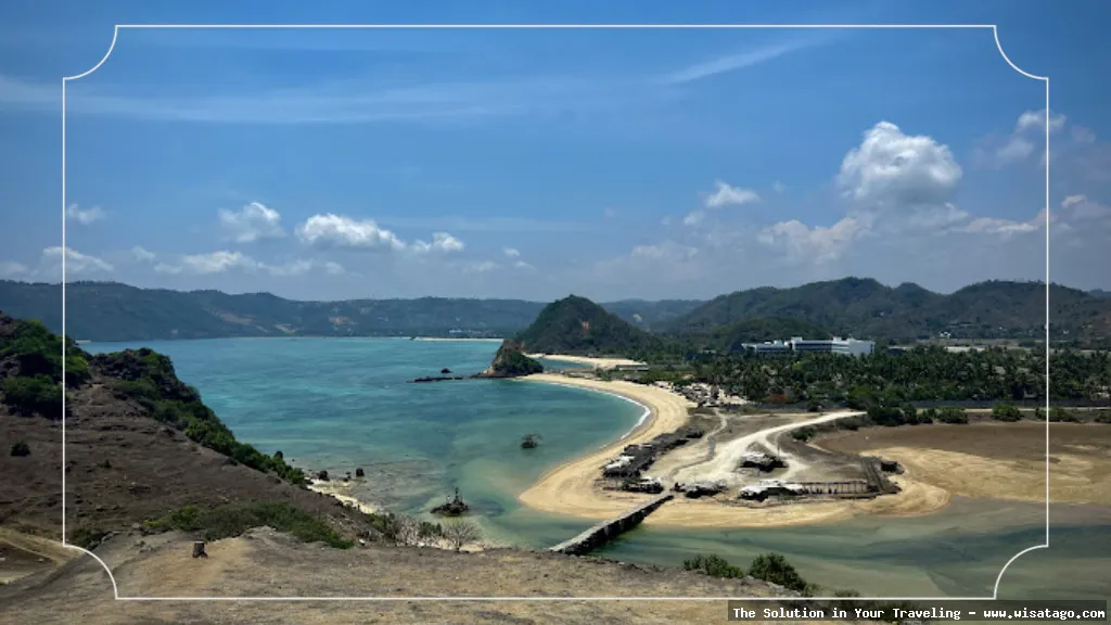 Pantai Seger Kuta, pasir putih memesona