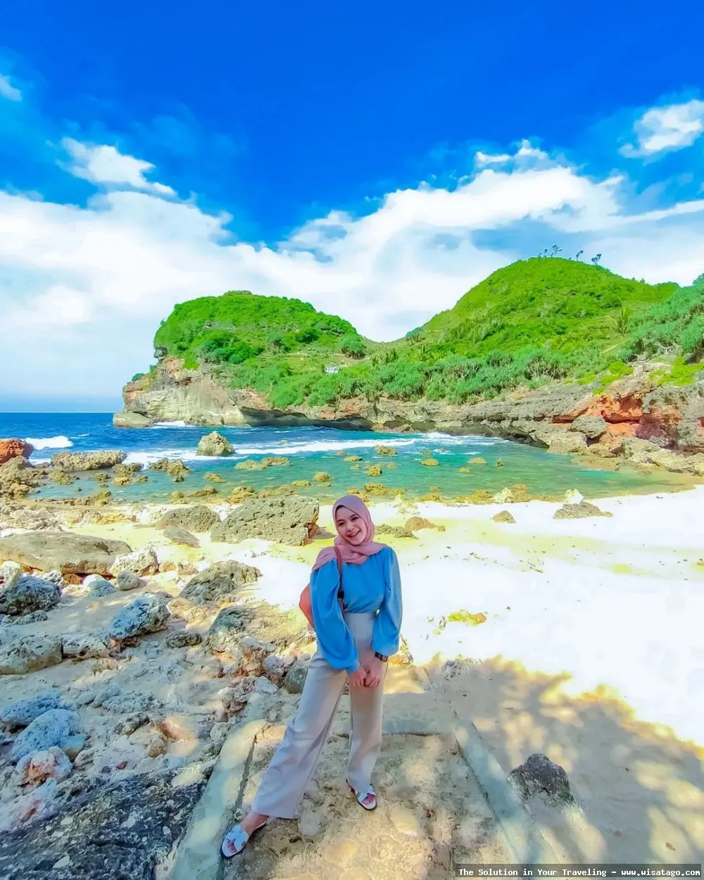 Pantai Sembukan, keindahan pantai selatan