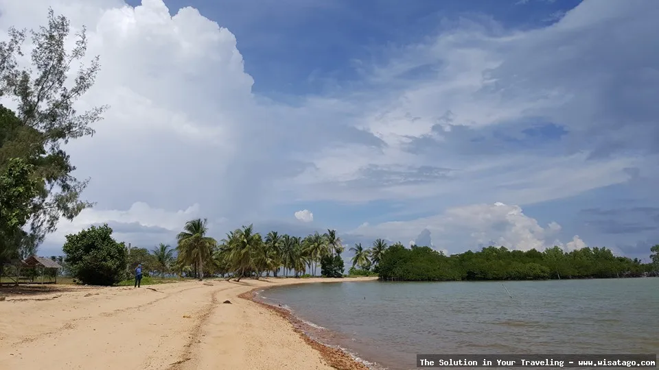 Pantai Sembulang: Tips, Harga Tiket, Kuliner, Lokasi, Fasilitas dan Spot Pantai Sembulang: Tips, Harga Tiket, Kuliner, Lokasi, Fasilitas dan Spot