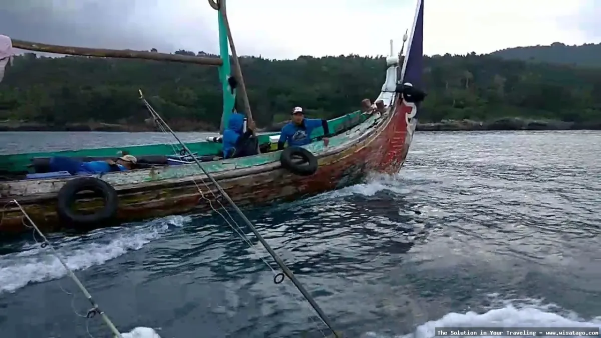 Pantai Sembulungan, pasir putih menawan