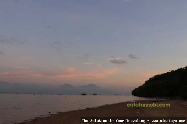 Pantai Sembulungan, keindahan alam tersembunyi