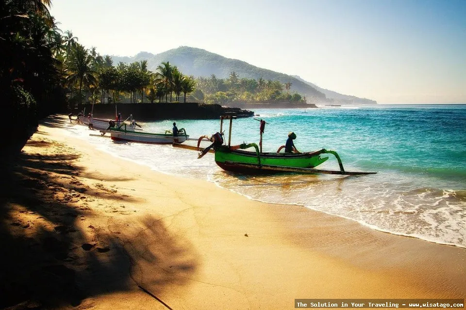 Pantai Sendang Biru, pesona bahari Malang
