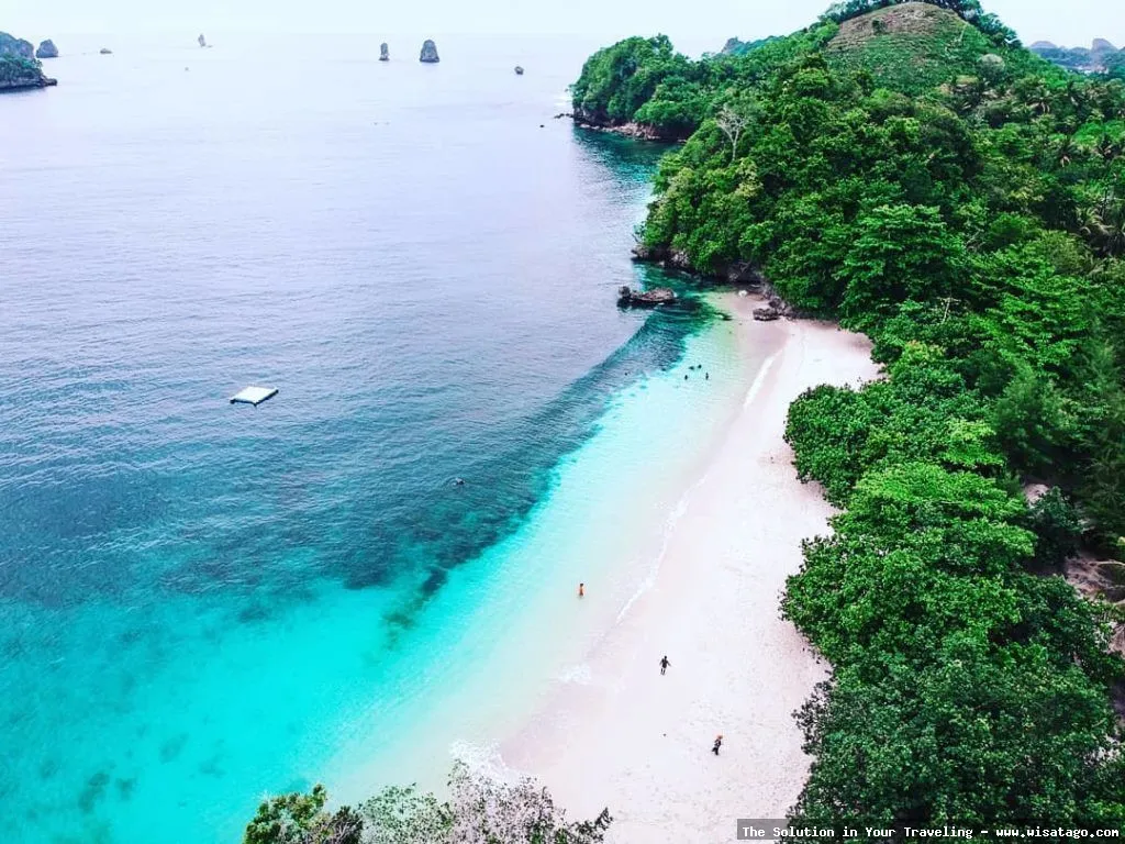 Pantai Sendang Biru, pemandangan laut indah