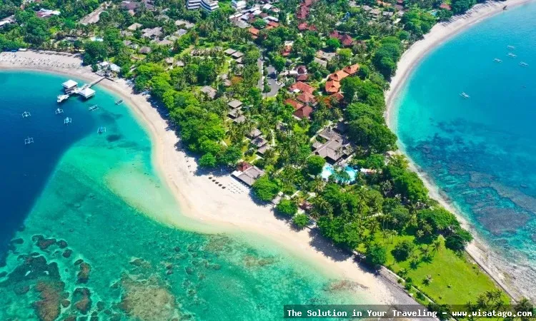 Pantai Senggigi: pesona garis pantai Lombok