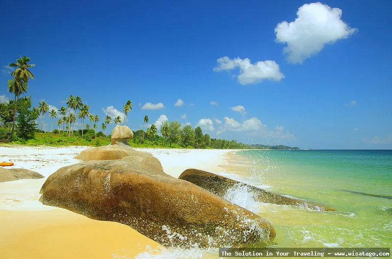 Pantai Senggiling, keindahan alam tersembunyi