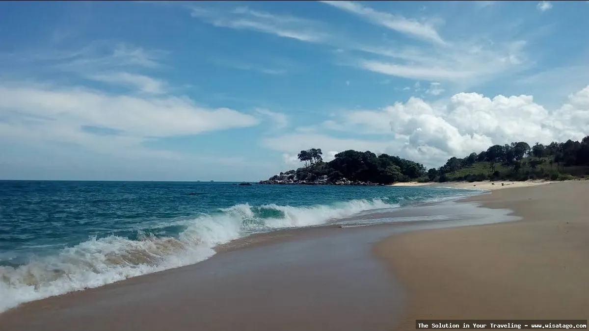 Pantai Senggiling, keindahan tersembunyi Lombok