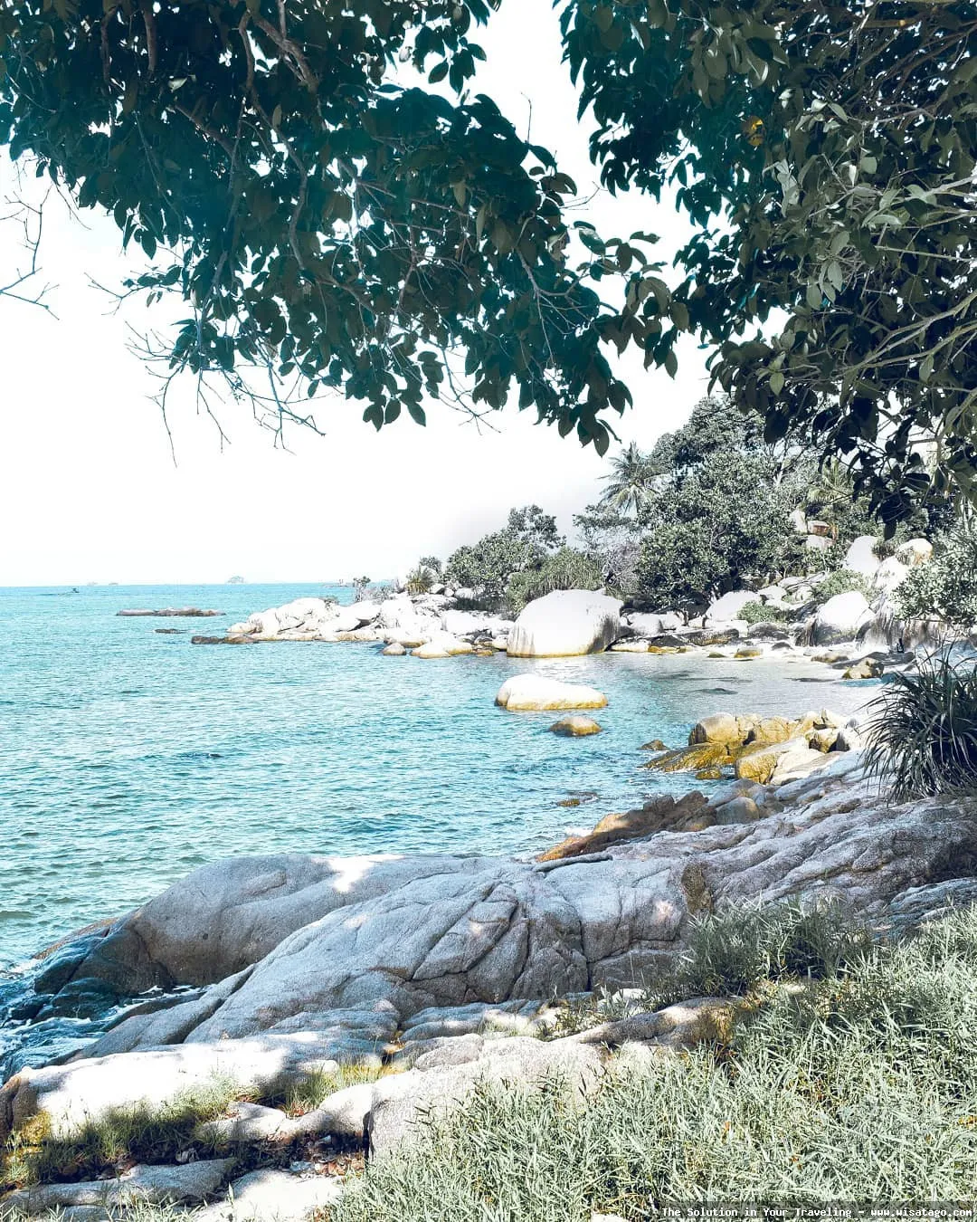 Pantai Senggiling, keindahan tersembunyi Lombok