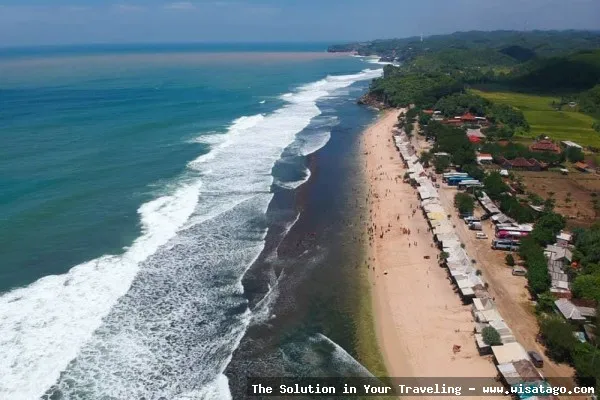 Pantai Sepanjang, pasir putih yang memukau