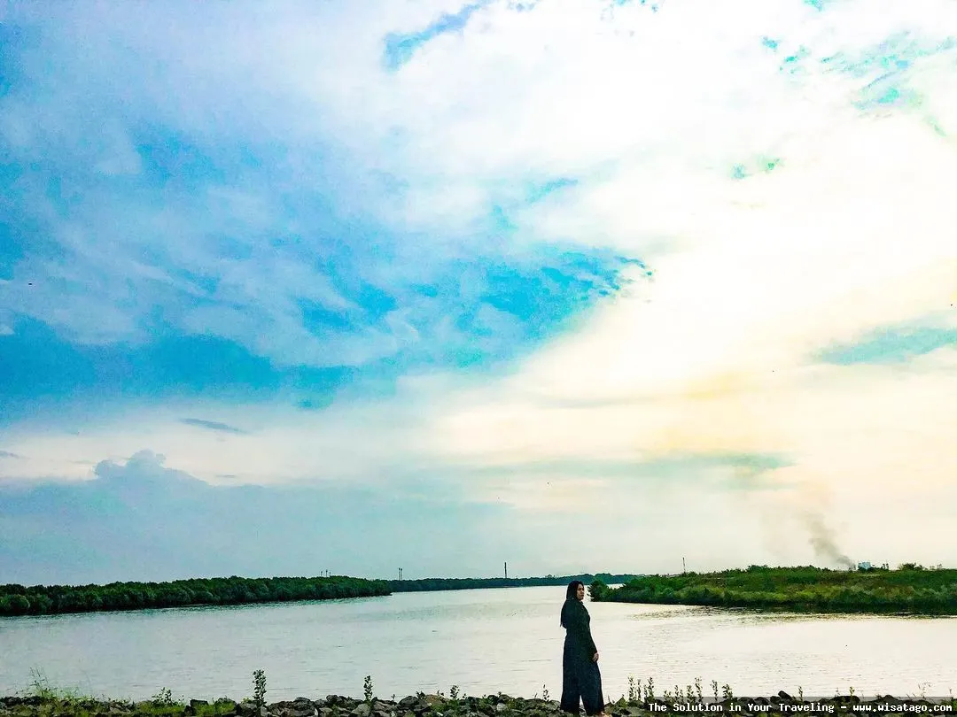 PANTAI SILIMBANGAN, keindahan tersembunyi Jawa